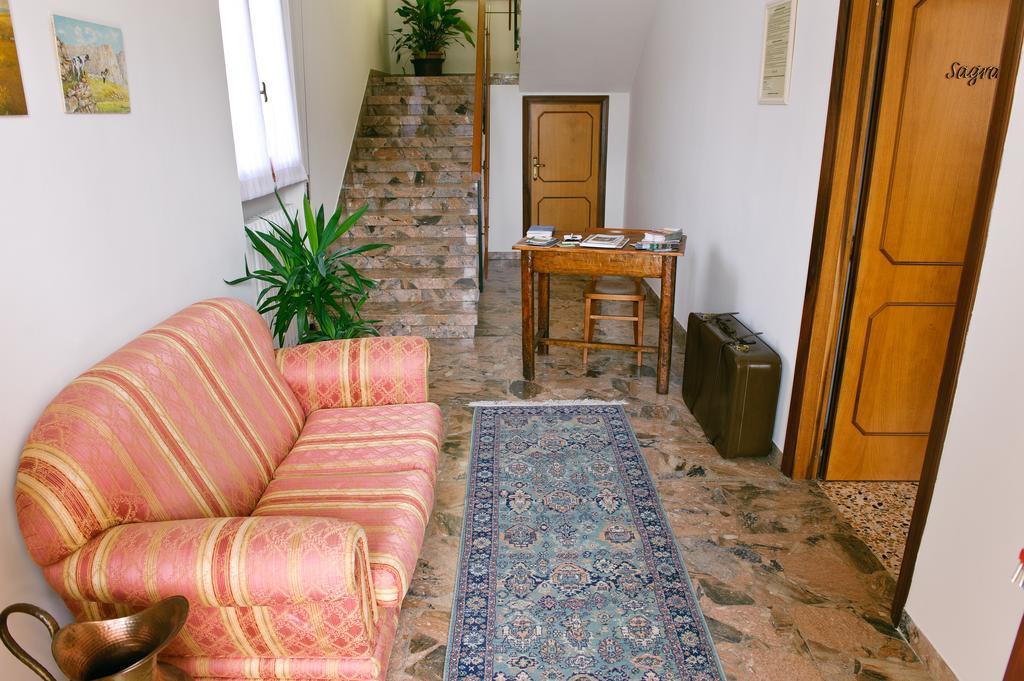 La Residenza Di Bacco Apartamento Cannara Exterior foto