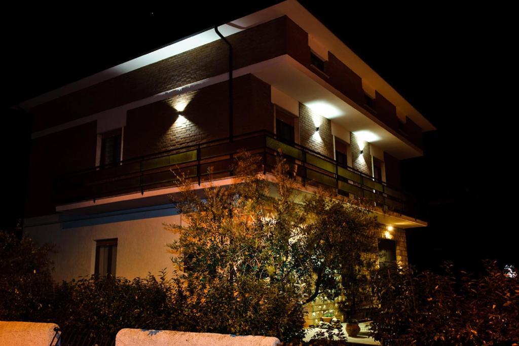 La Residenza Di Bacco Apartamento Cannara Exterior foto